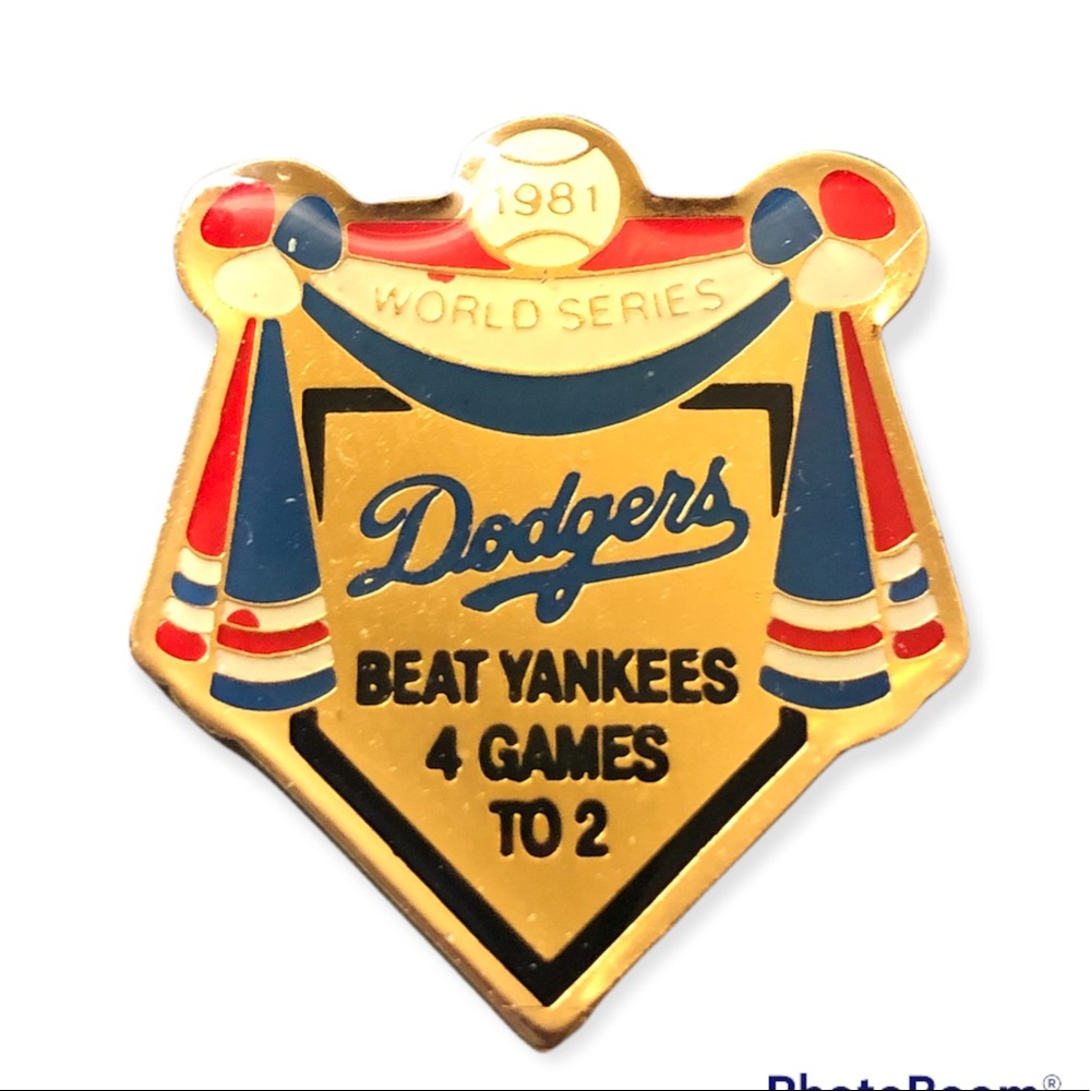 Vintage Dodgers Enamel pin